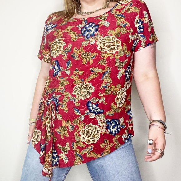 red floral asymmetrical blouse size 2x - Picture 1 of 4